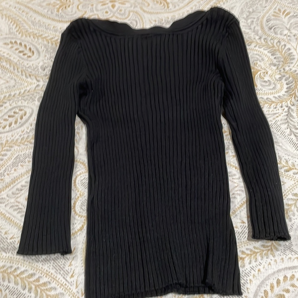 Top Black Brand Say What? Size: L - Picture 4 of 5